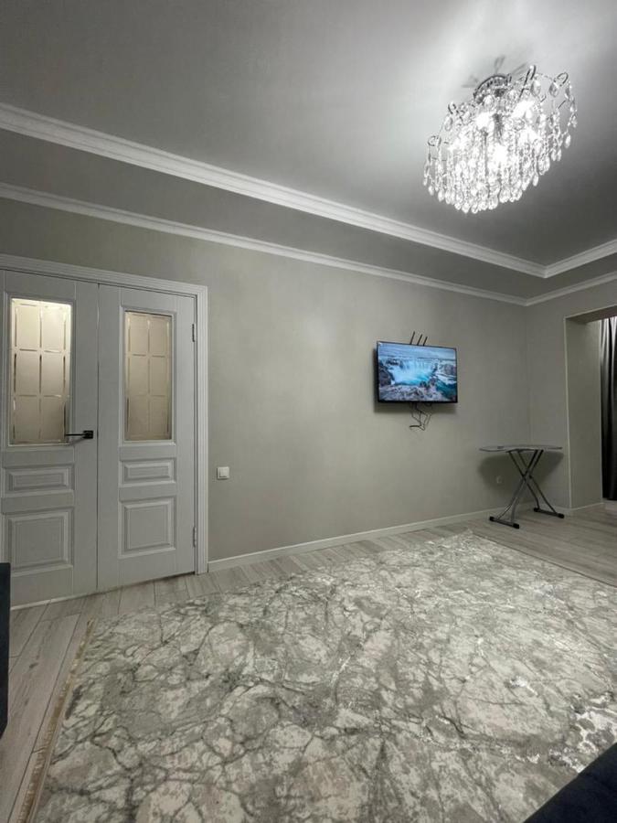 Apartment In Street Toktogula 77 Bishkek Exterior photo