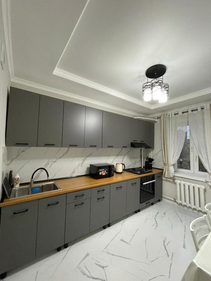 Apartment In Street Toktogula 77 Bishkek Exterior photo