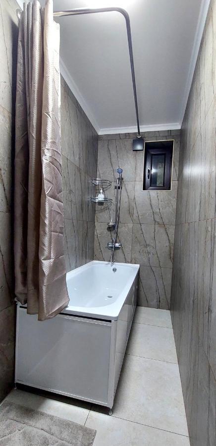 Apartment In Street Toktogula 77 Bishkek Exterior photo
